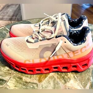 RARE ON-CLOUDMONSTERS X FREE PEOPLE COLLAB. RUNNING SHOE / USW8 / EU39 / UK6